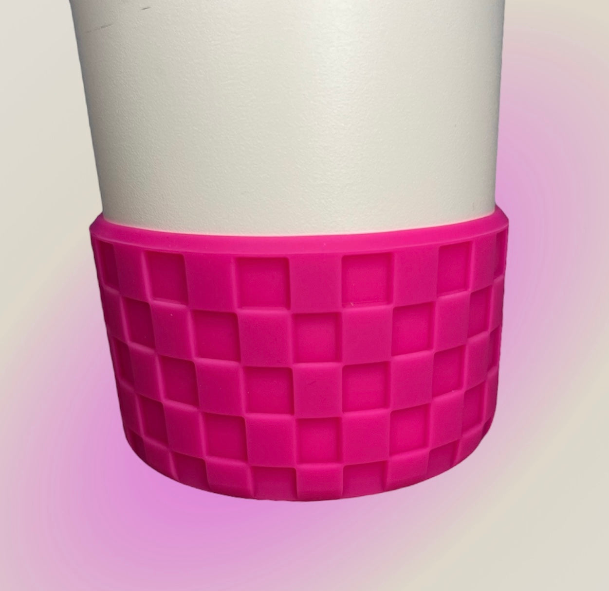 Checkered tumbler boot