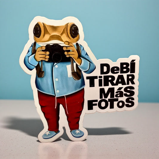 DEBI TIRAR MAS FOTOS VINYL STICKER